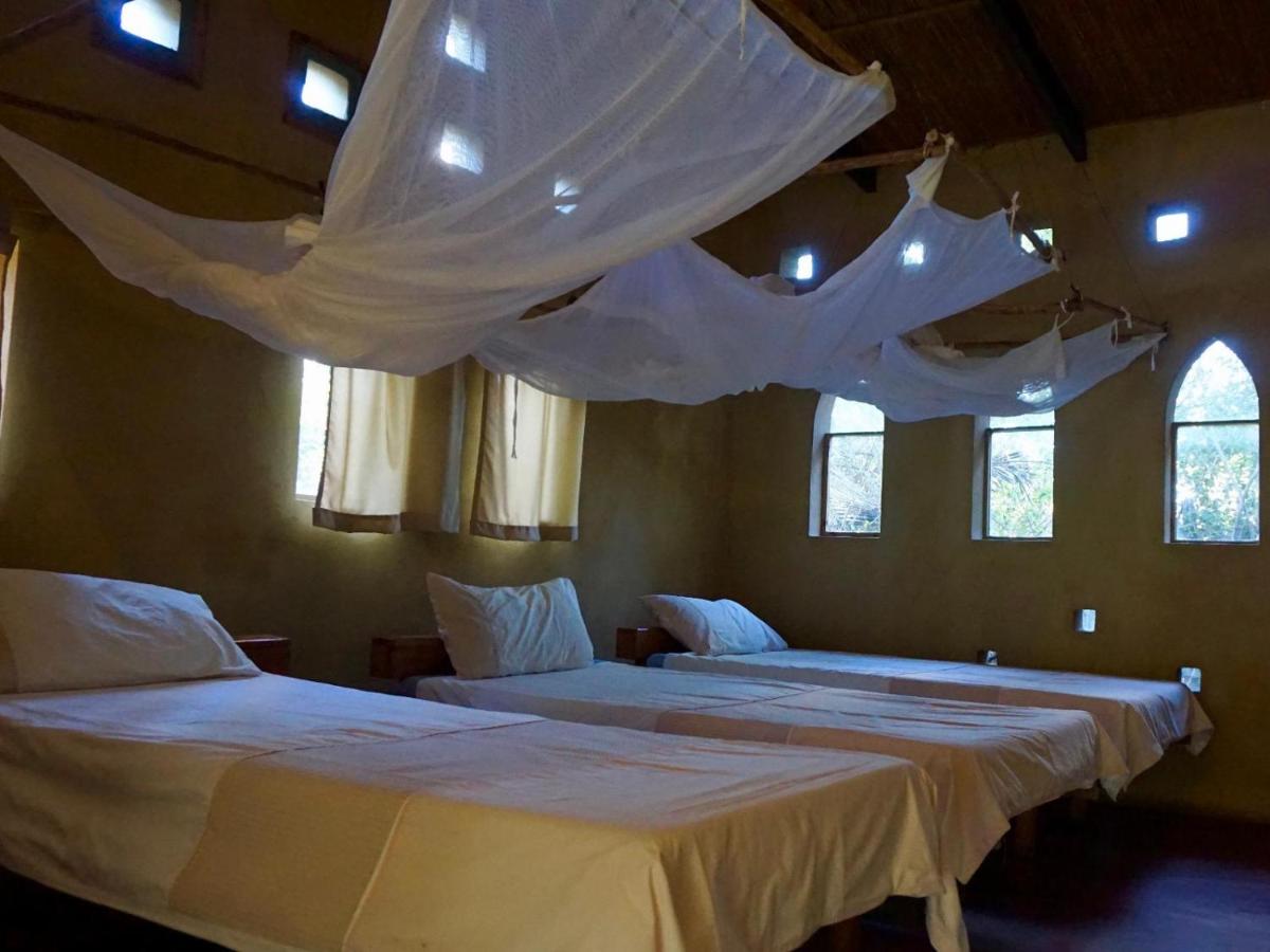 Economy Triple Room with Shared Bathroom