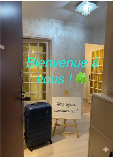 Bel appartement lumineux de 100m2 6 places 3 chambres au 3e étage avec ascenseur -A 5mn à pied du parc des expositions congrès de Dijon et ENG et 10mn du centre ville place Parking devant l'immeuble - Ferienwohnung Dijon