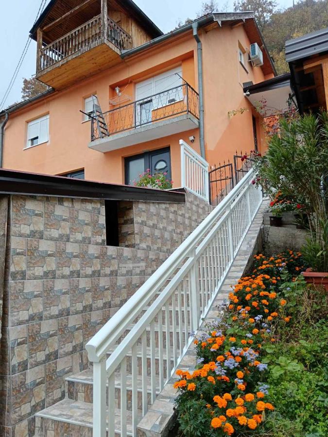 Goražde-Centar Apartment - Ferienwohnung Goražde