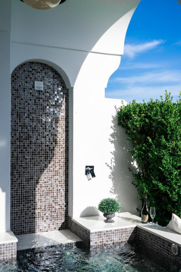 King Room with Spa Bath