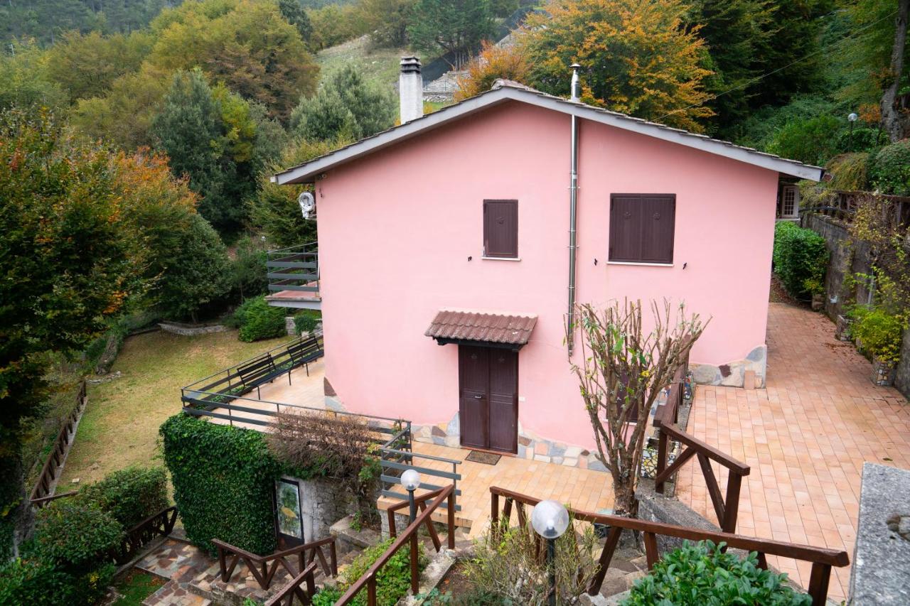 CASA VACANZA LE TERRAZZE Holiday home and spa - Chambres d’hôtes Serrone