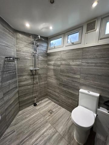 Park House Goodmayes, Ilford London - B&B Goodmayes