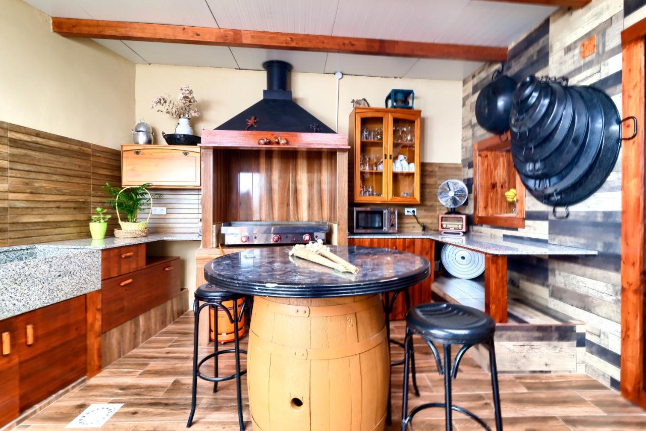 Cueva con chimenea a 20 minutos de Valencia - Ferienwohnung Benaguasil