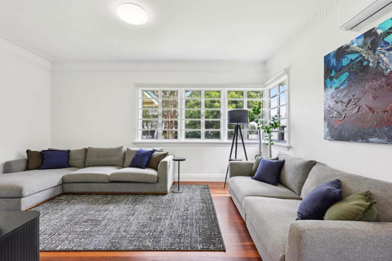 Spacious 3-Bed Home in Morningside with Backyard - B&B Brisbane