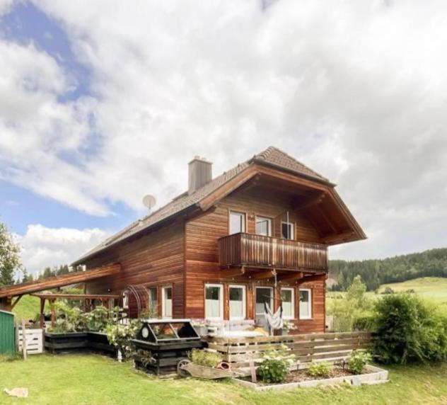 Ferienwohnung Julia - B&B Thomatal