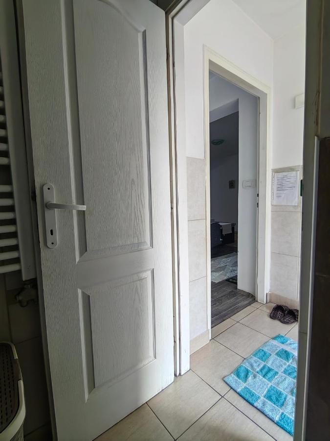 DIVLJI RAJ USLUGA SMESTAJa - Bed and Breakfast Mali Mokri Lug