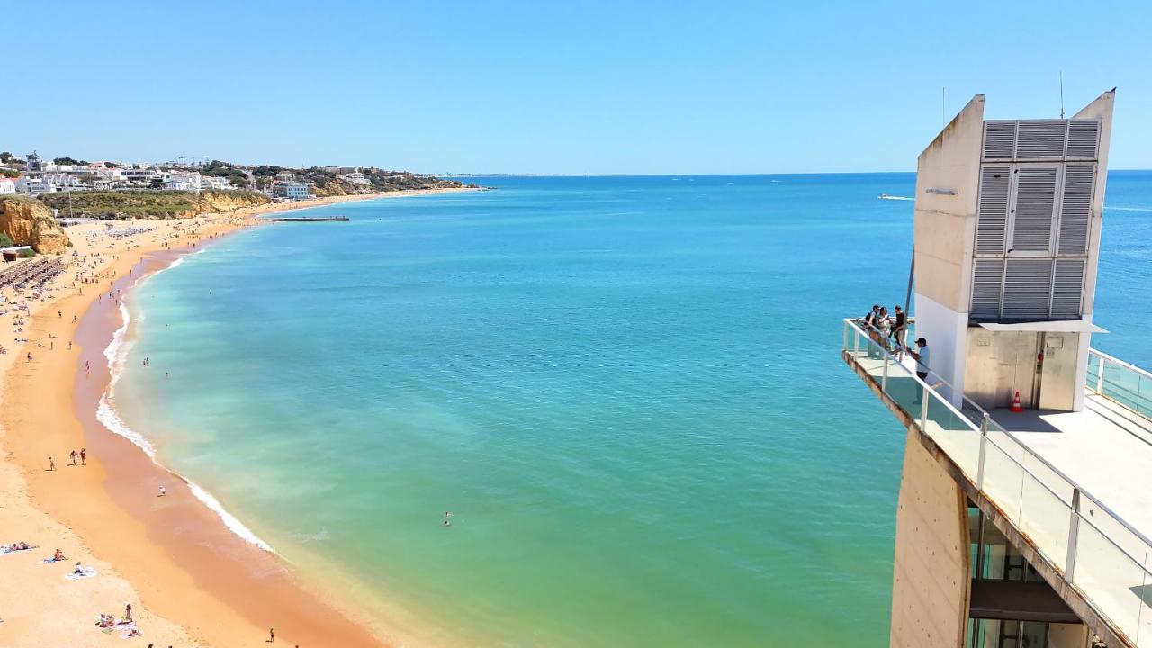 OceanView Apartment by BeCherish - Chambres d’hôtes Albufeira