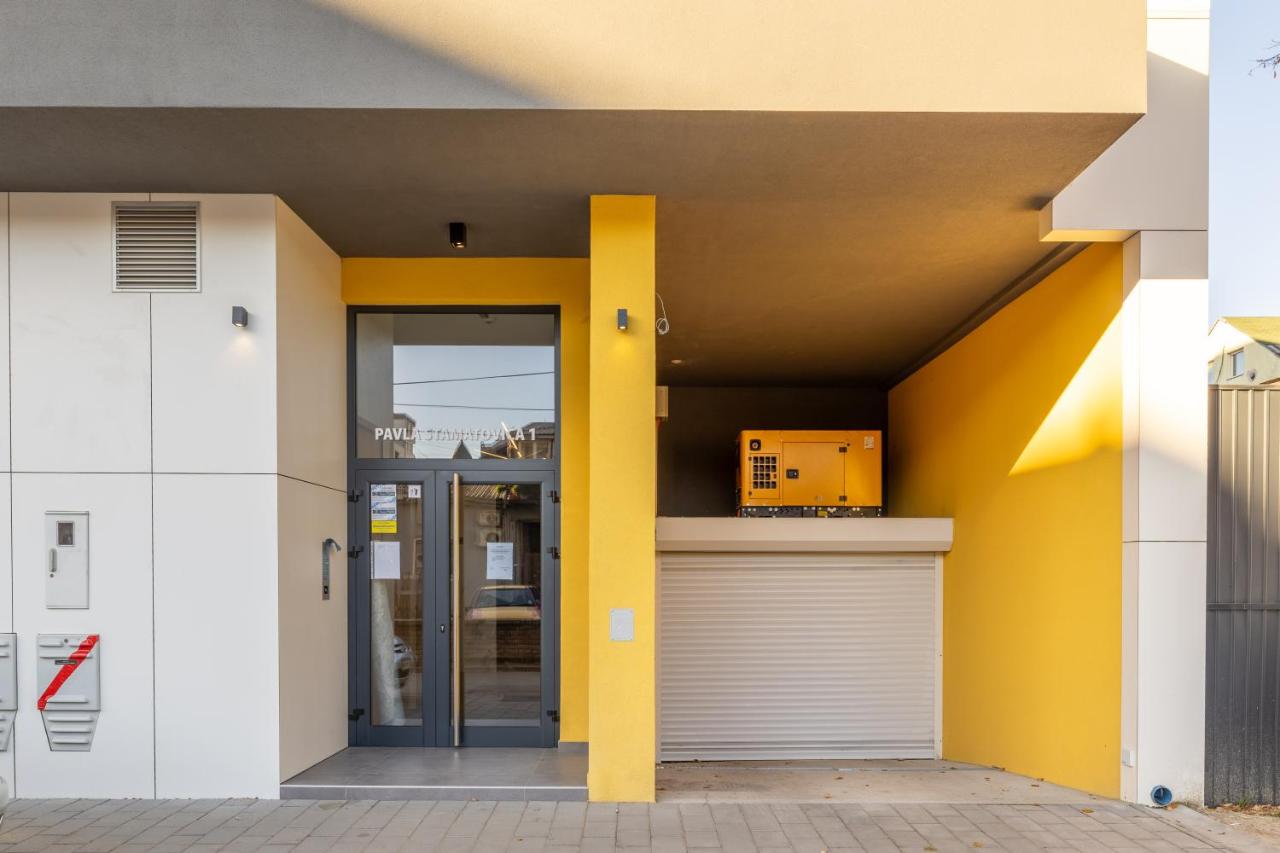 Noa City Center Apartments - Bed and Breakfast Novi Sad