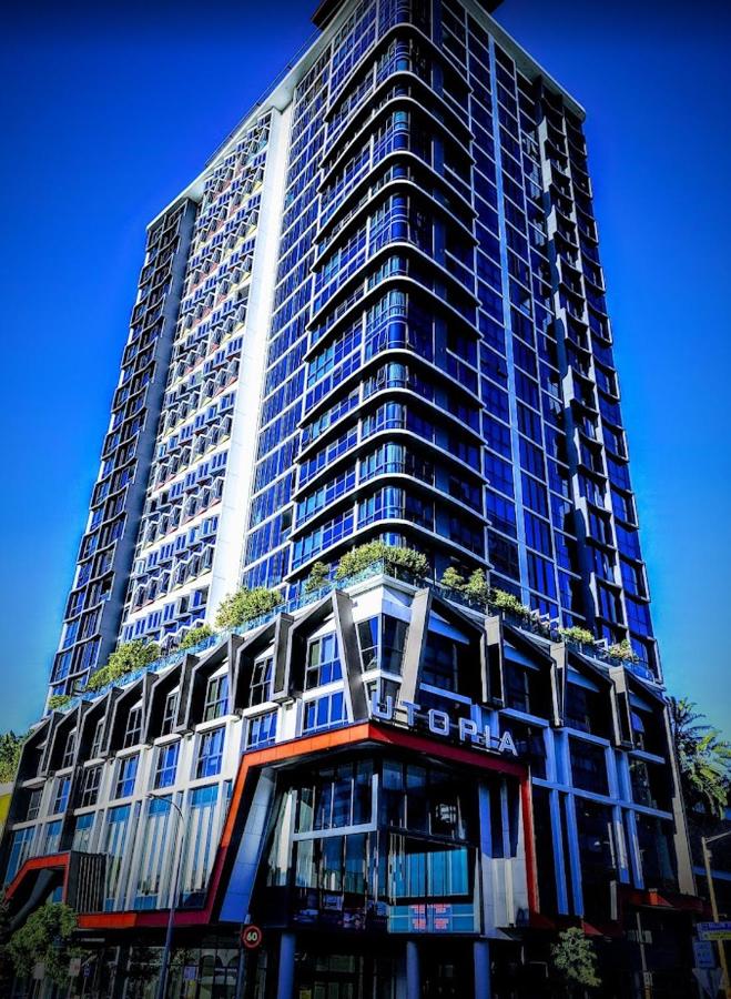 Prime Located Luxe 2 BR Sky Home/Sensational Views - B&B Brisbane