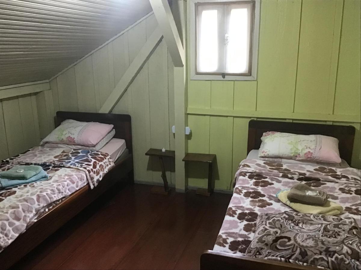 Camera Matrimoniale/Doppia con Letti Singoli con Bagno