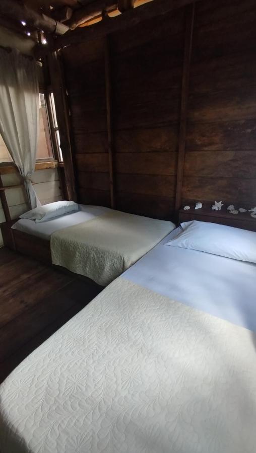 Habitación Doble con baño privado - 2 camas