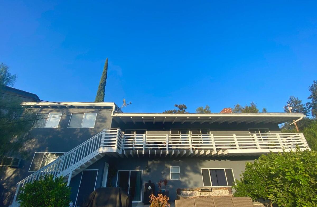 Hillside Hideaway - Private Woodland Hills Canyon Suite - B&B Los Angeles