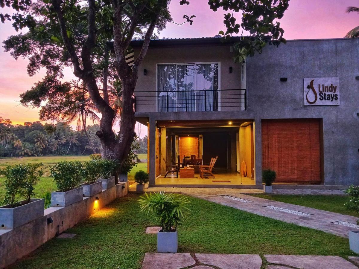 Lindy Stays Talpe - Bed and Breakfast Pitiduwa