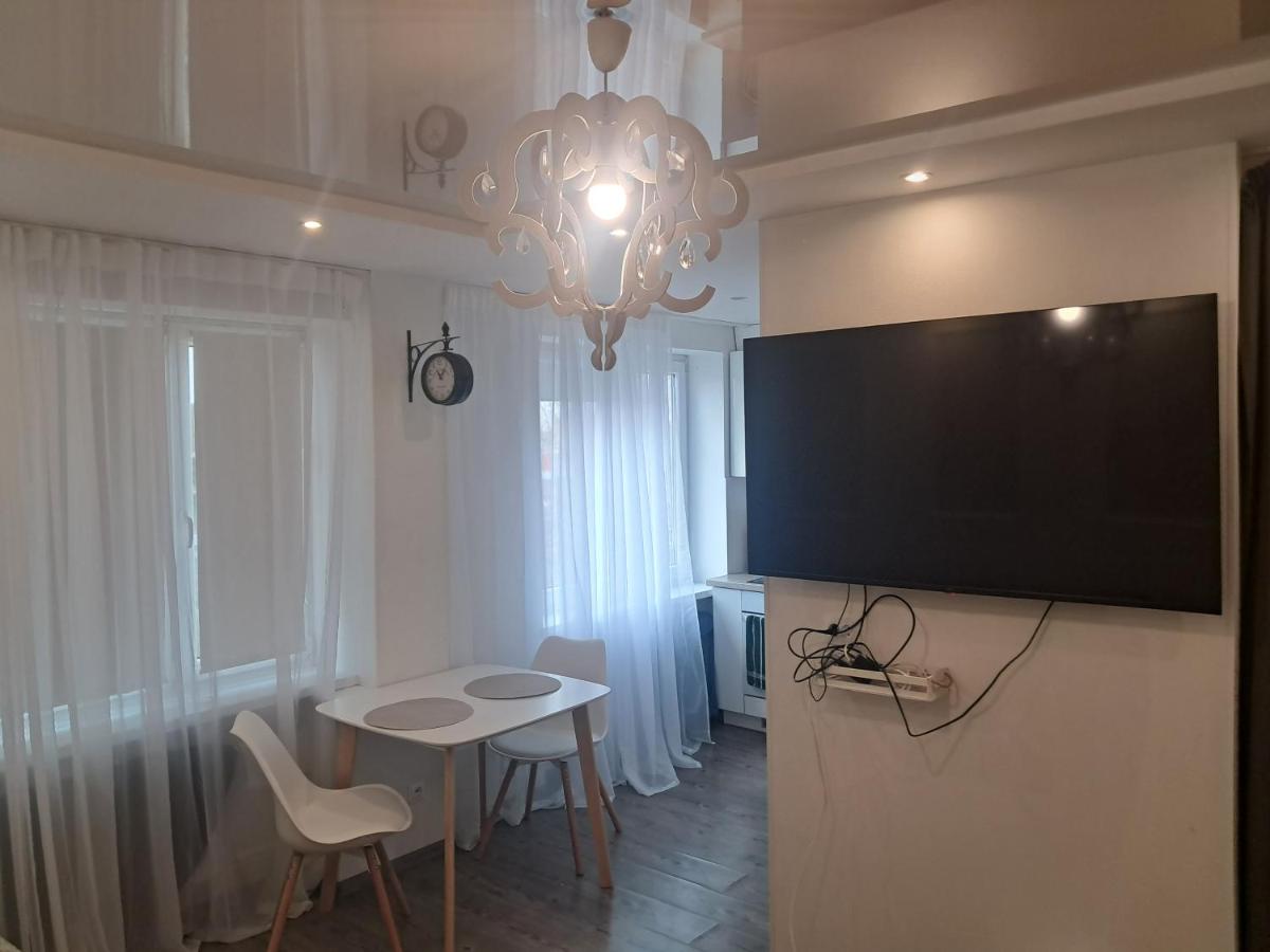 Tallinna mnt 15 Apartament - B&B Narva