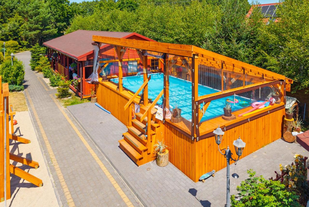 Domki Forest sauna jacuzzi balia Darłowo Darłówko Rusko - B&B Darłowo