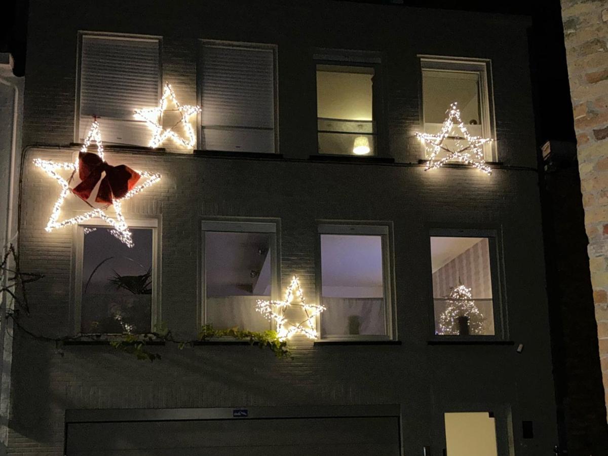 Standard Double Room with Shared Bathroom