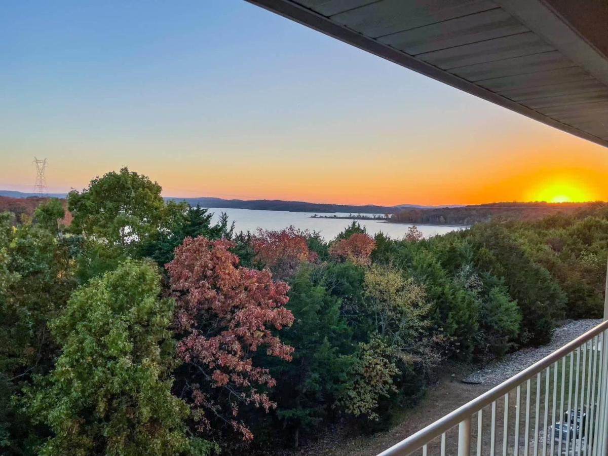Sunset Daydream - Elegant Condo on Table Rock - Ferienwohnung Branson