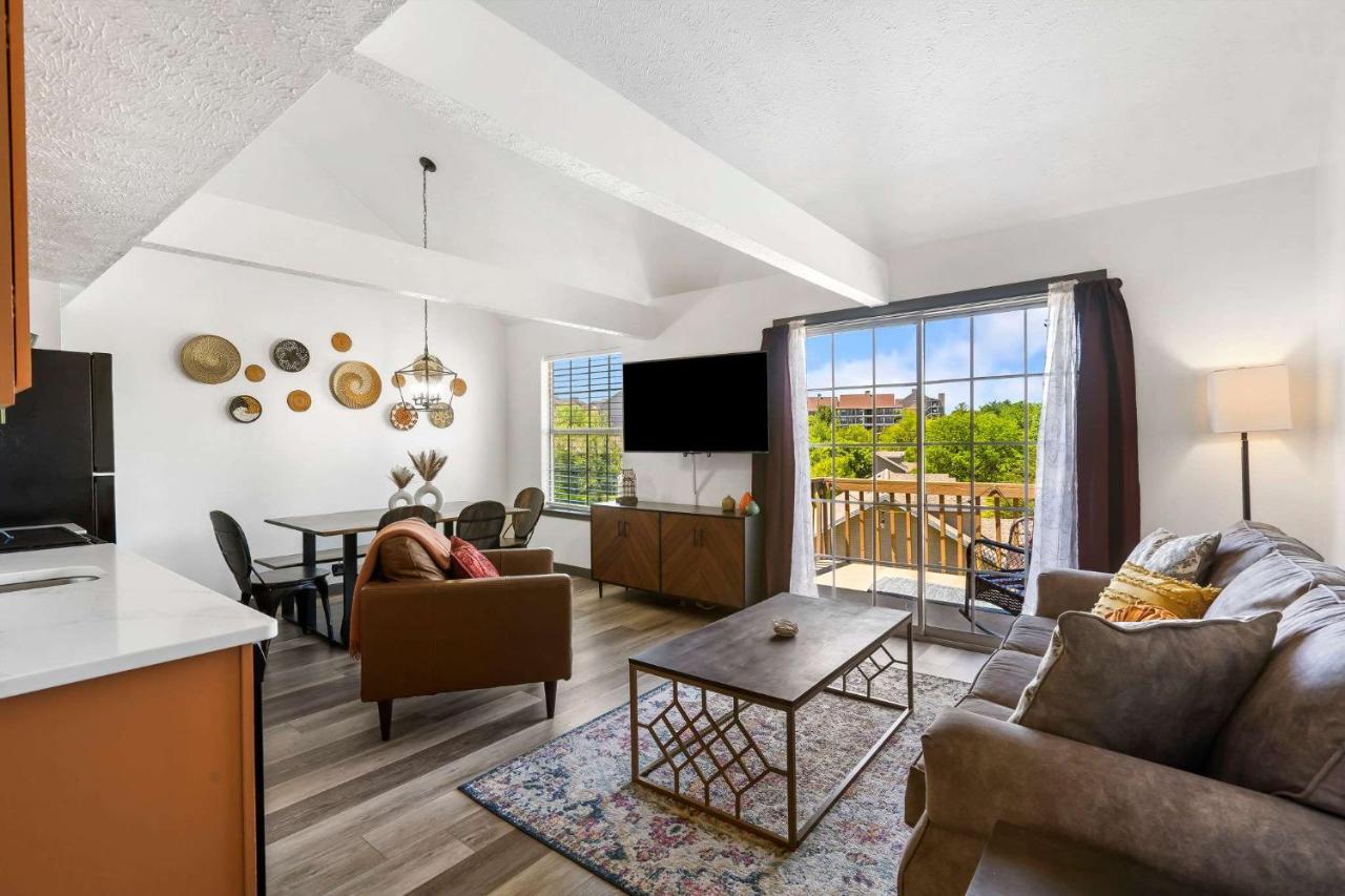 Escape to the Pond View Oasis - Resort Amenities - Ferienwohnung Branson