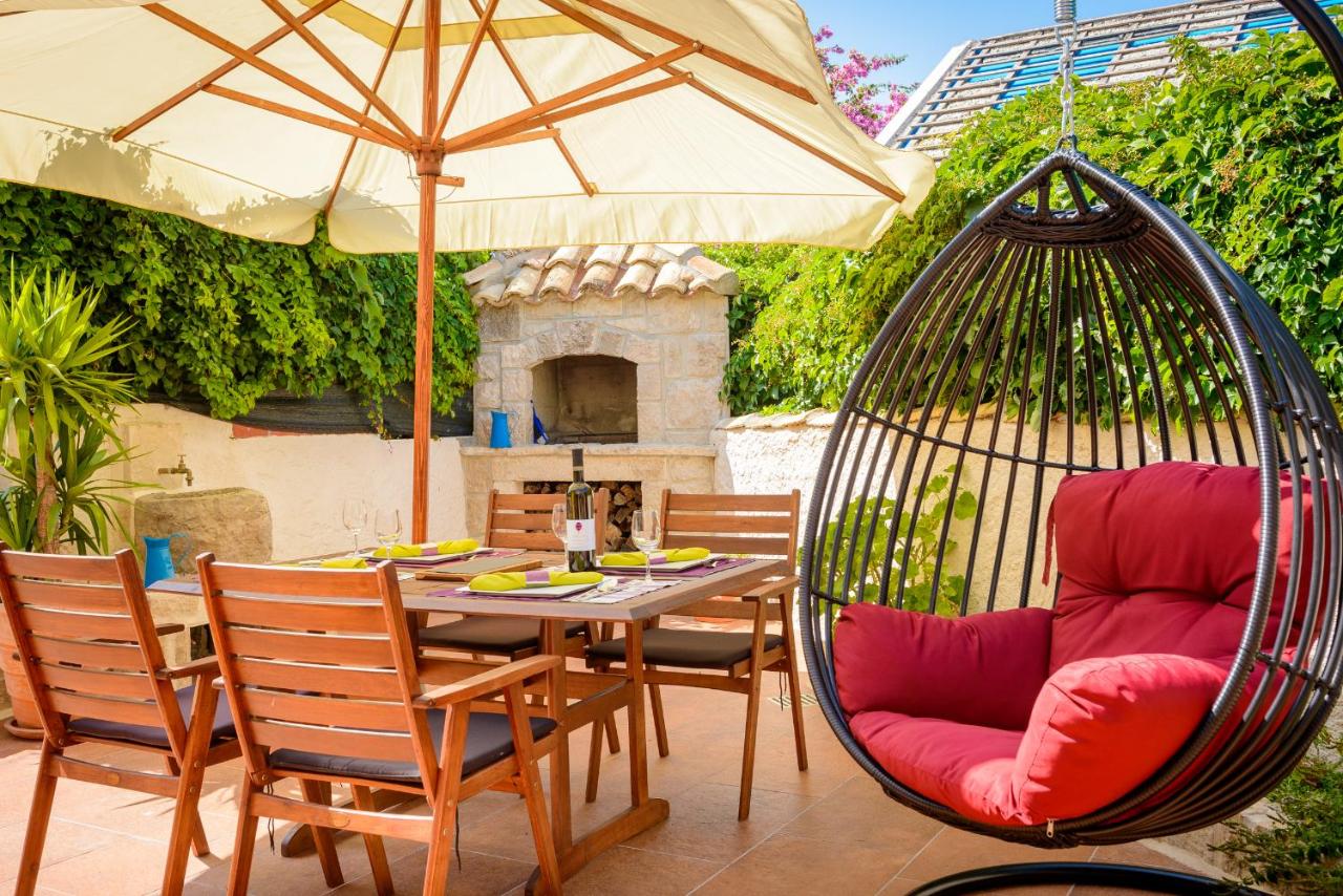 Apartments None and Nono - B&B Ragusa Vecchia