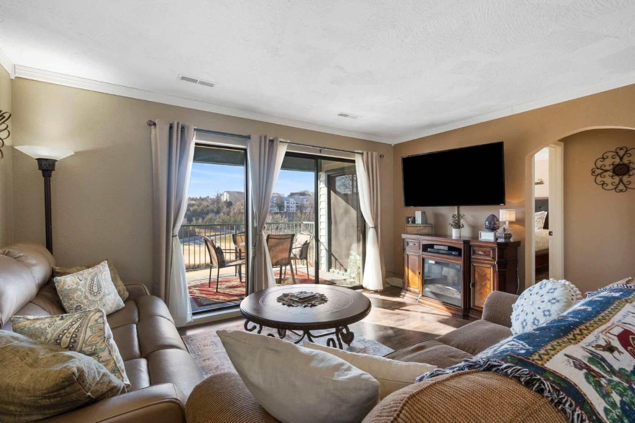 New Listing Twedt's Retreat - Balcony Views - B&B Branson