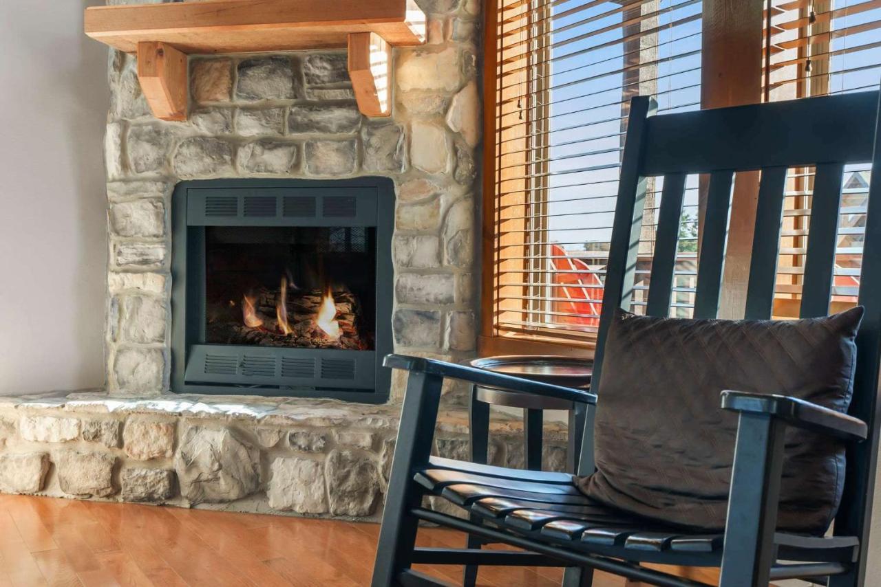 Kemper's Cabin by Silver Dollar City - Ideally located - B&B Branson