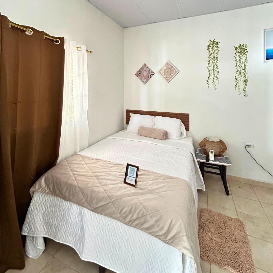 Habitación Doble con vistas a la piscina