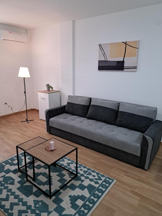 Zevs - Bed and Breakfast Novi Sad