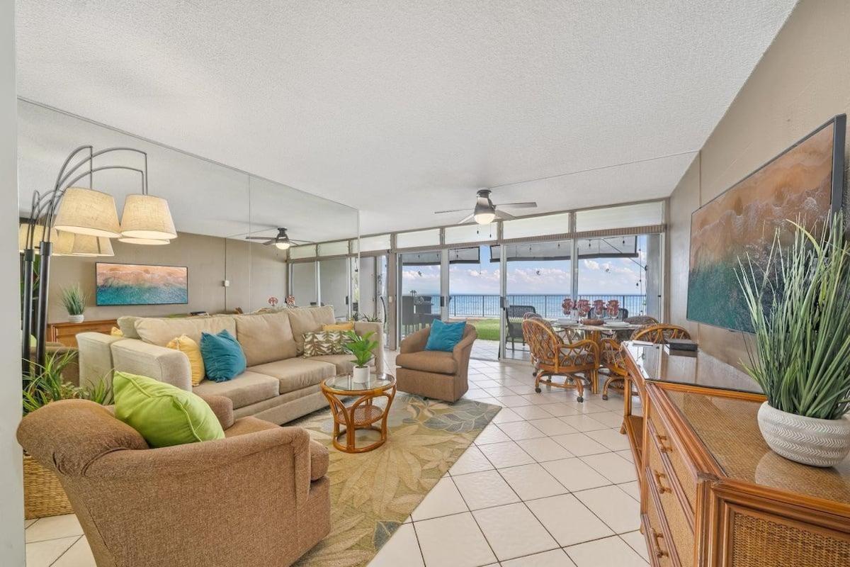 Hale Ono Loa 120 · HOL 120 Oceanfront 2BD w Ocean View AC Pool - B&B Kahana