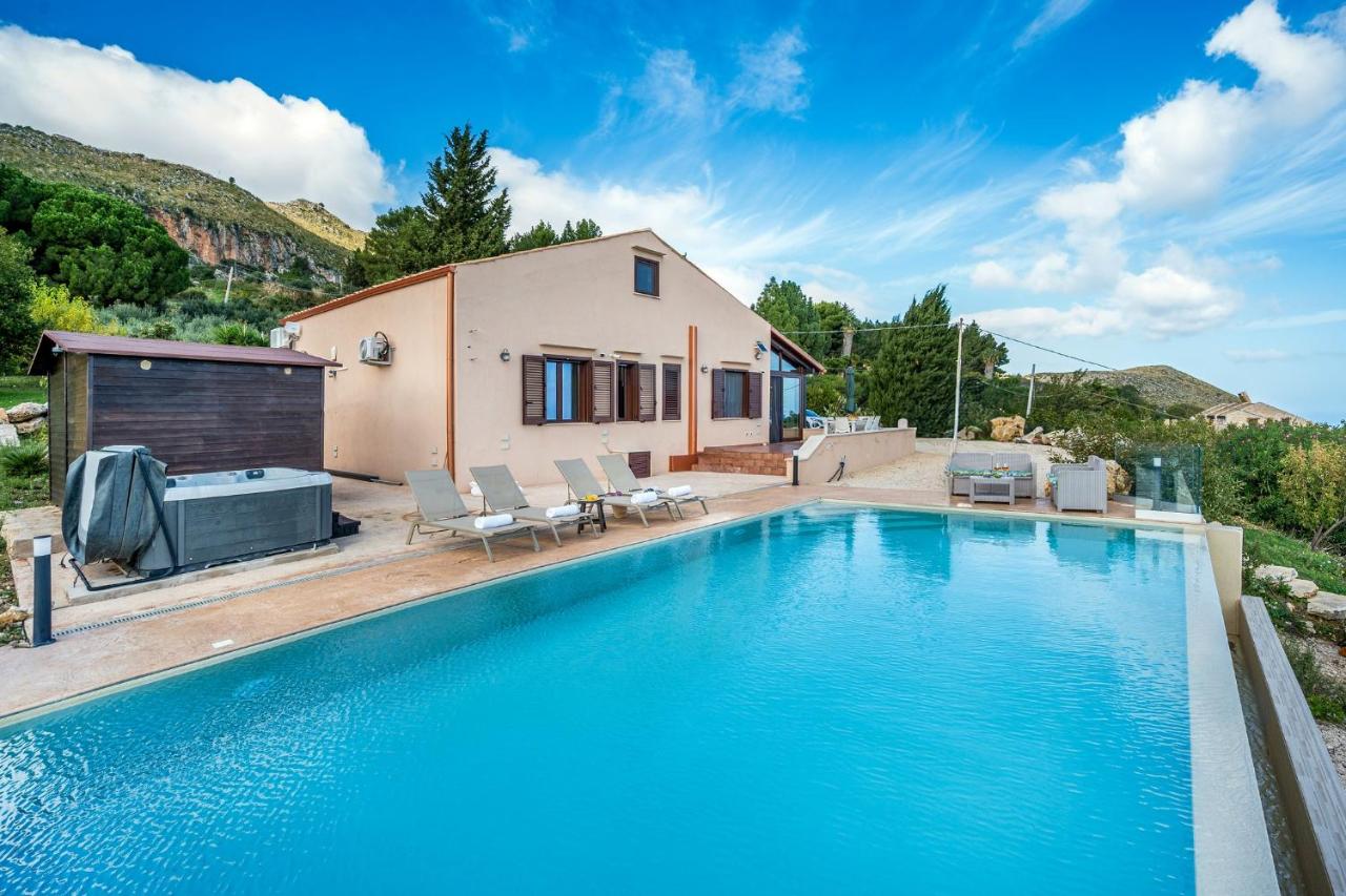 Villa Azuria con Piscina Privata Vista Mare - B&B Scopello