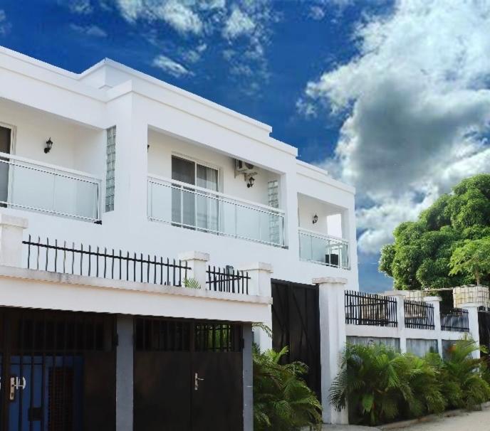 La Villa Grenade - B&B Pointe-Noire