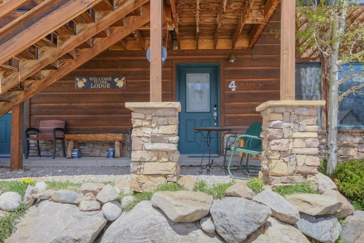 The Loose Moose Lodge #4 at Downtown Grand Lake - B&B Grand Lake