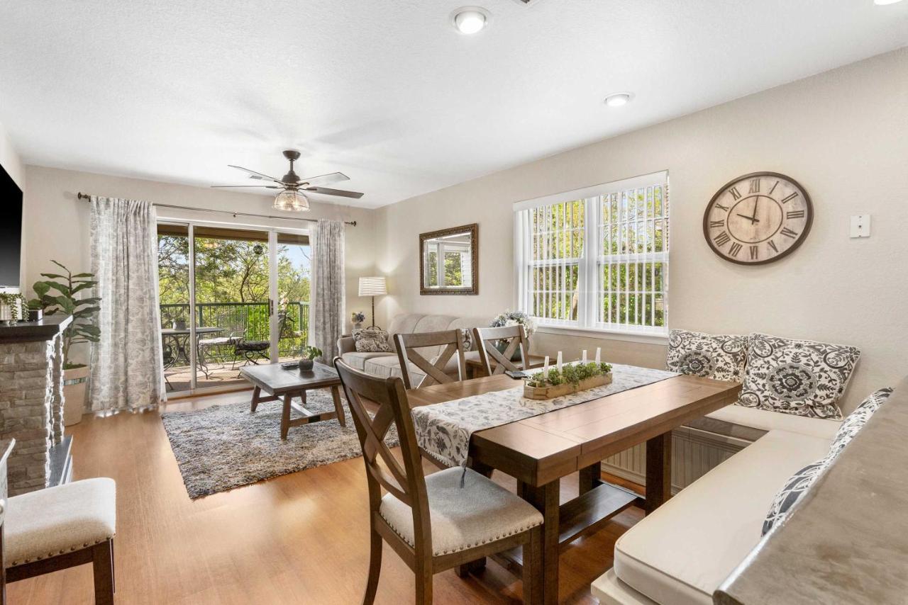 Valley View Treehouse - Holiday Hills Branson - Golf Resort & Outdoor Pools - Chambres d’hôtes Branson