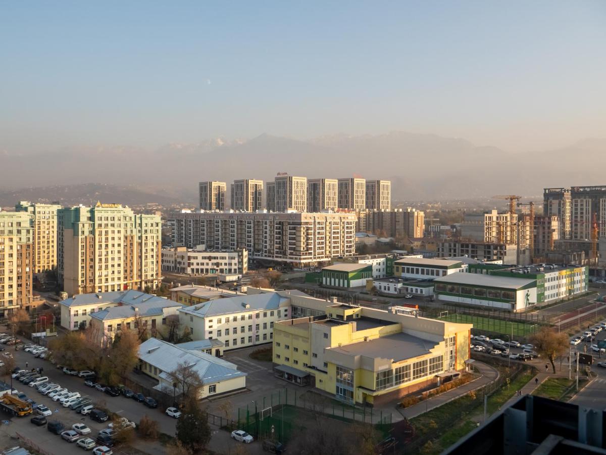 Seven Elite Apartments by Mega Mall - Chambres d’hôtes Almaty