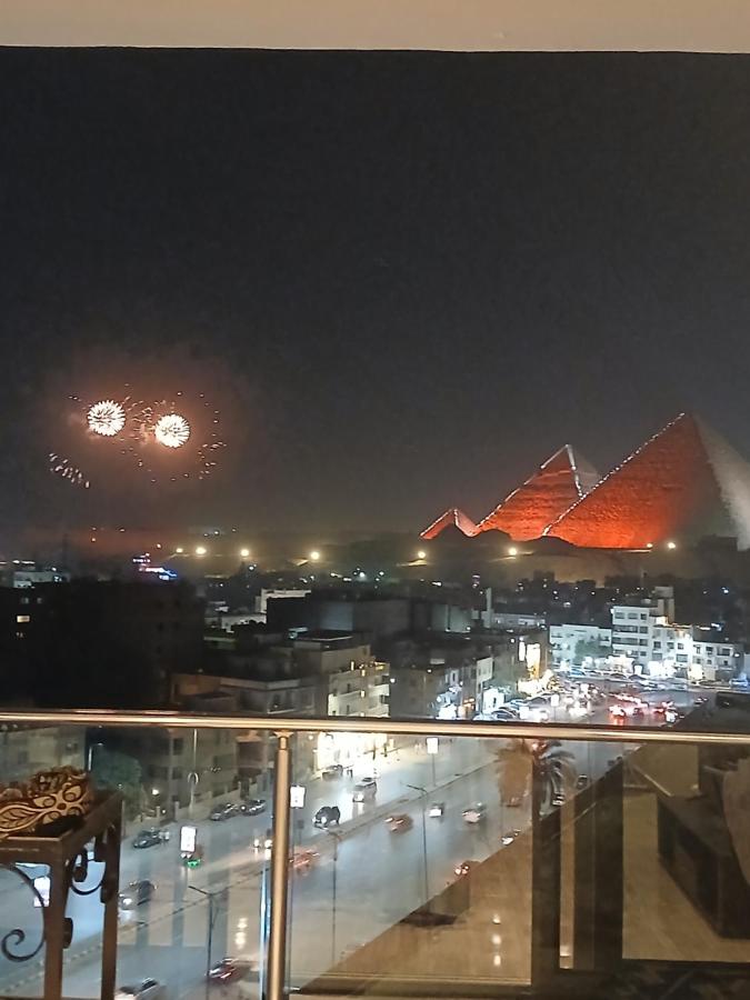 pyramids view suite/vista piramidi - Bed and Breakfast Caïro