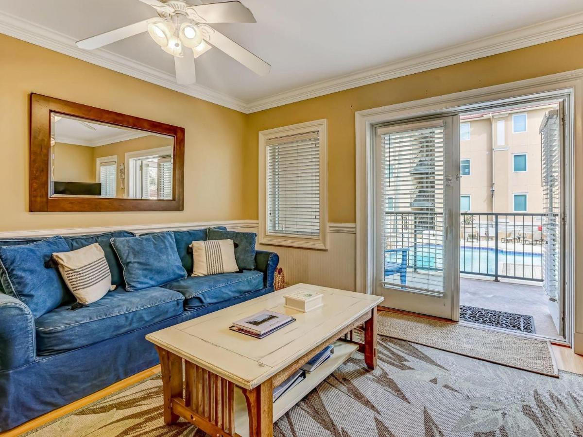 Brass Rail Unit 112 - B&B Tybee Island