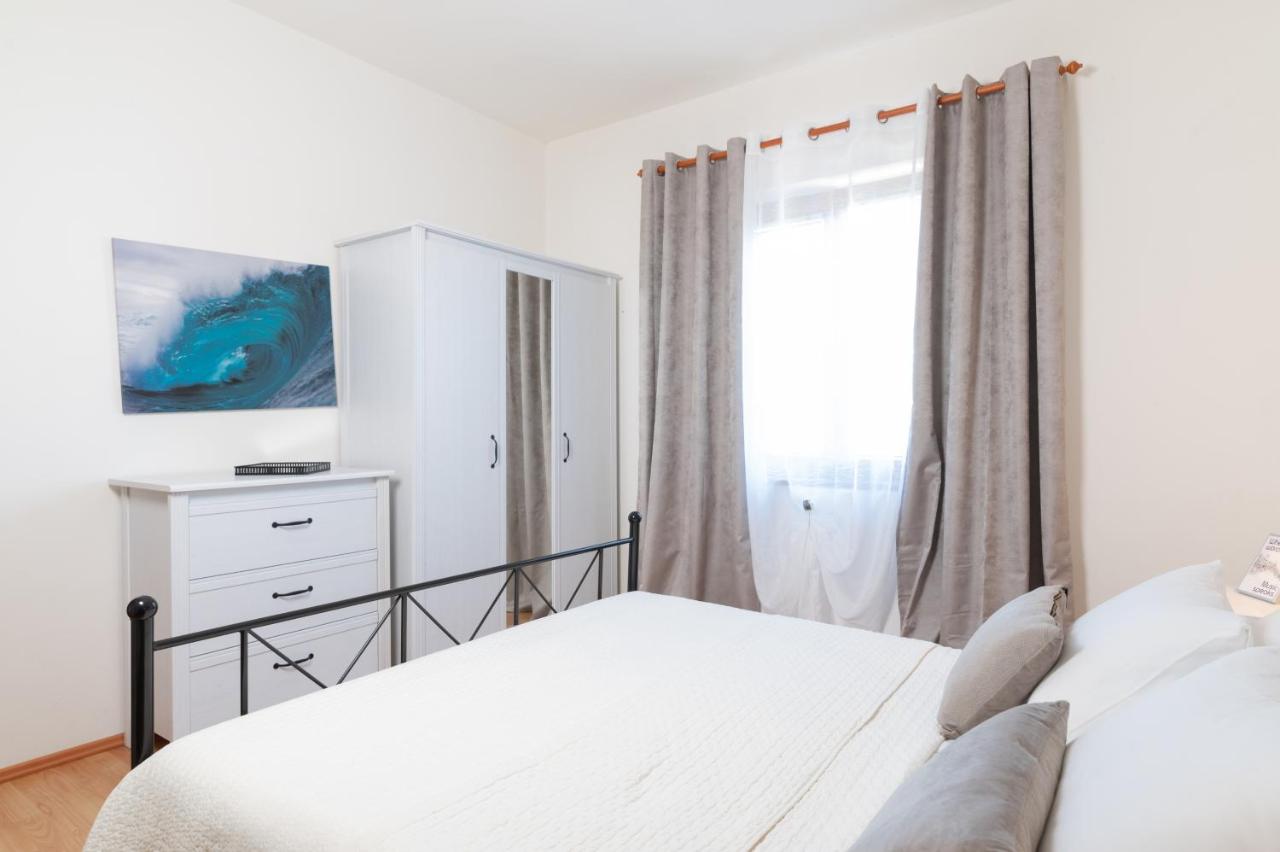 Appartement met 1 Slaapkamer met Terras en Uitzicht op Zee