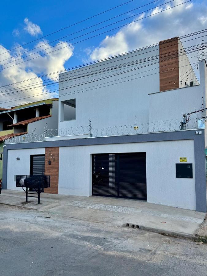 Studio 202 - Aconchego em Moc - Ar cond e WiFi - B&B Montes Claros