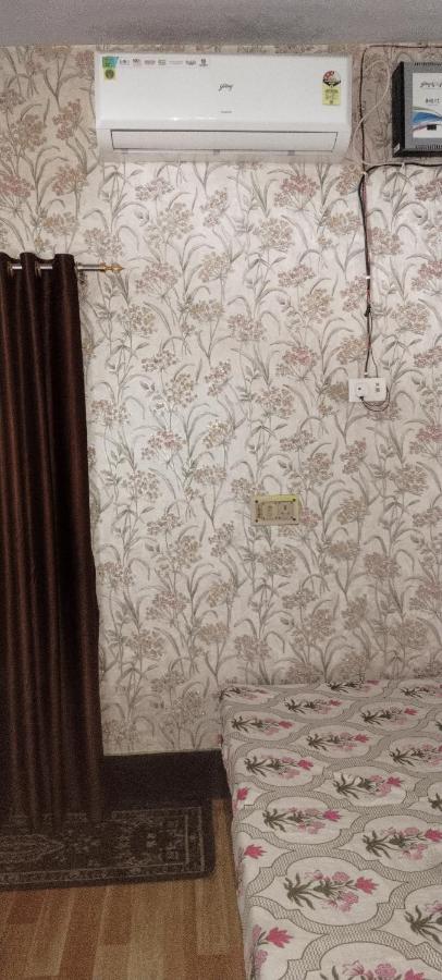 Hari Krishna Palace - Chambres d’hôtes Ayodhya