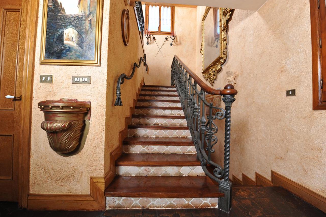 Basque Palace, Mansion con Jardín, Barbacoa, Gimnasio, Piscina, Sauna - B&B Mungia