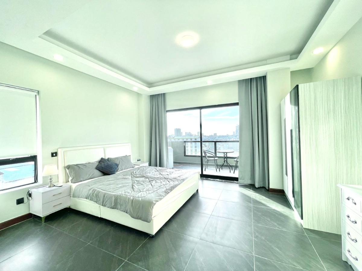 Apartamento de 1 dormitorio con vistas a la ciudad