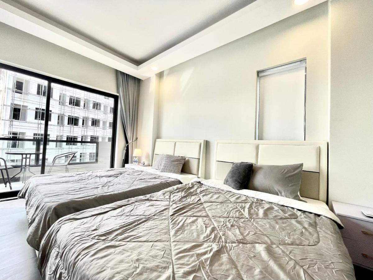 Apartamento de 1 dormitorio con balcón y vistas a la montaña 