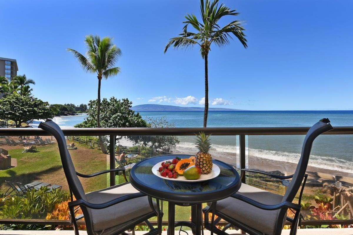 Sands of Kahana 316 · SK 316 Spacious OceanFront 2BD w Ocean Vie - Chambres d’hôtes Kahana