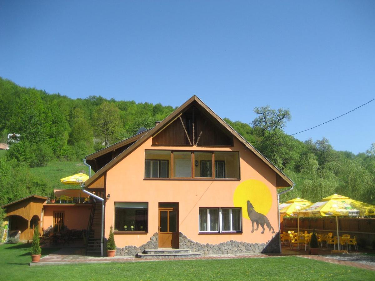 B&B Băile Homorod - Pensiunea Colt Alb - Bed and Breakfast Băile Homorod