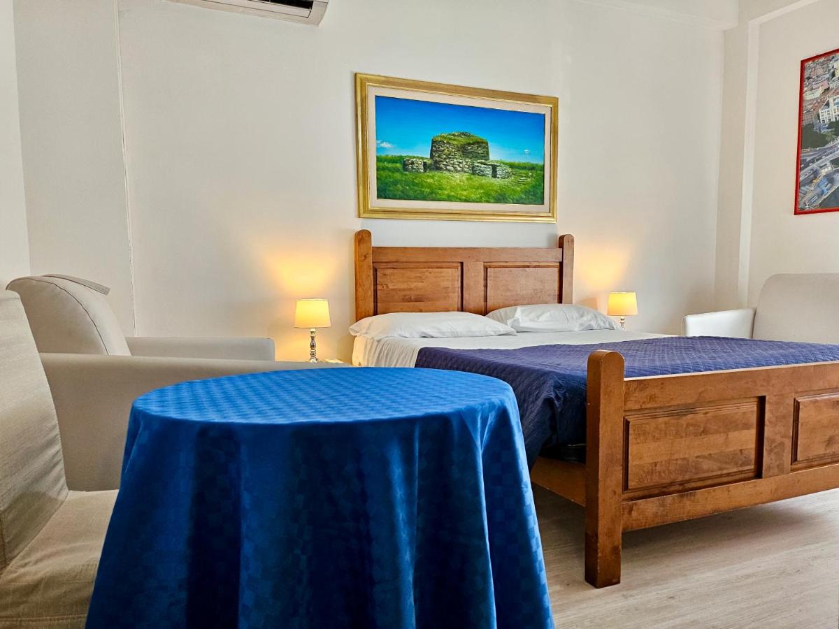 Quadruple Room with Private Bathroom