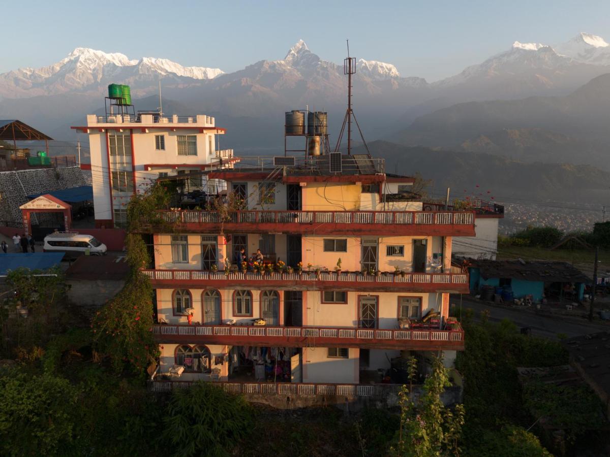 Base Top Lodge - B&B Pokhara
