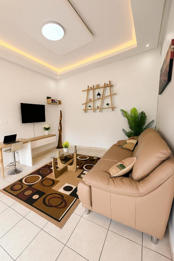 Villa cosy - Angré soleil 2 - B&B Abidjan