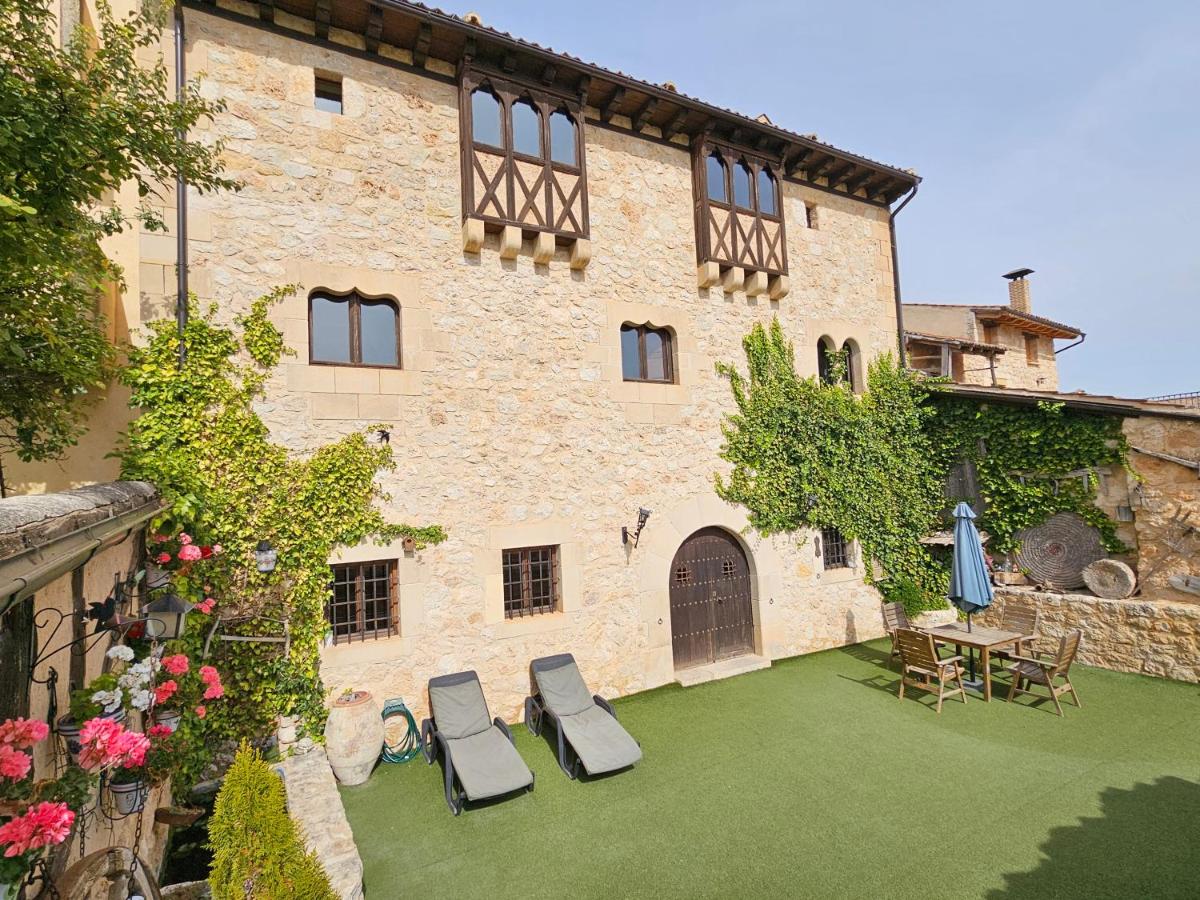 Hotel Rural "El secreto del Castillo" - B&B Maderuelo