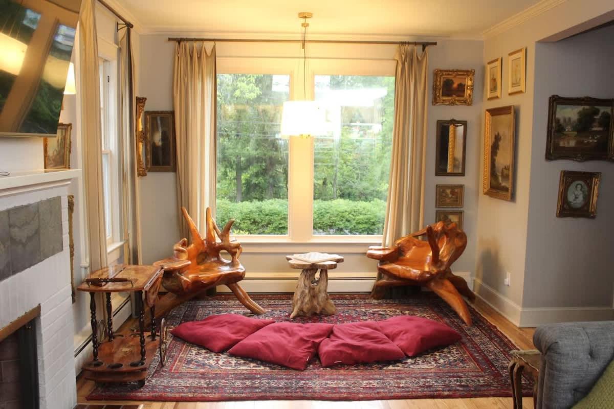 Private Luxurious Canal Estate - Bed and Breakfast Princeton