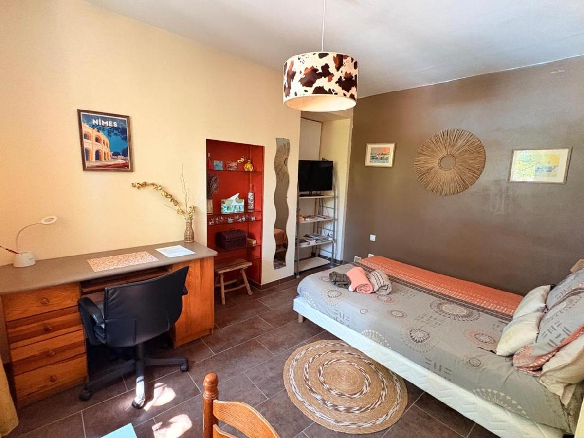 Chambre privée avec parking - B&B Nimes