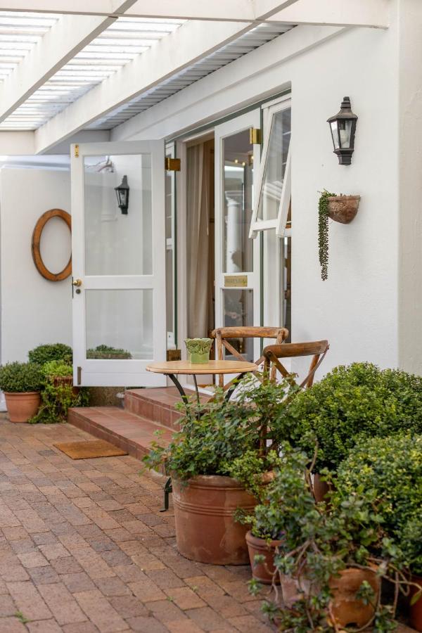 Suite with Garden View